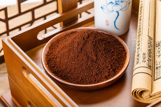 基礎(chǔ)病人群用藥期間靈芝孢子粉怎么吃？